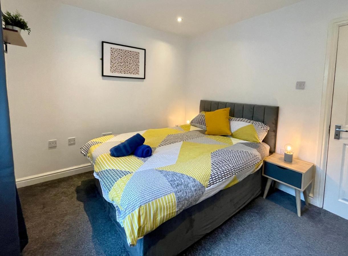6 Person Apartment In City Centre Cardiff Exteriör bild