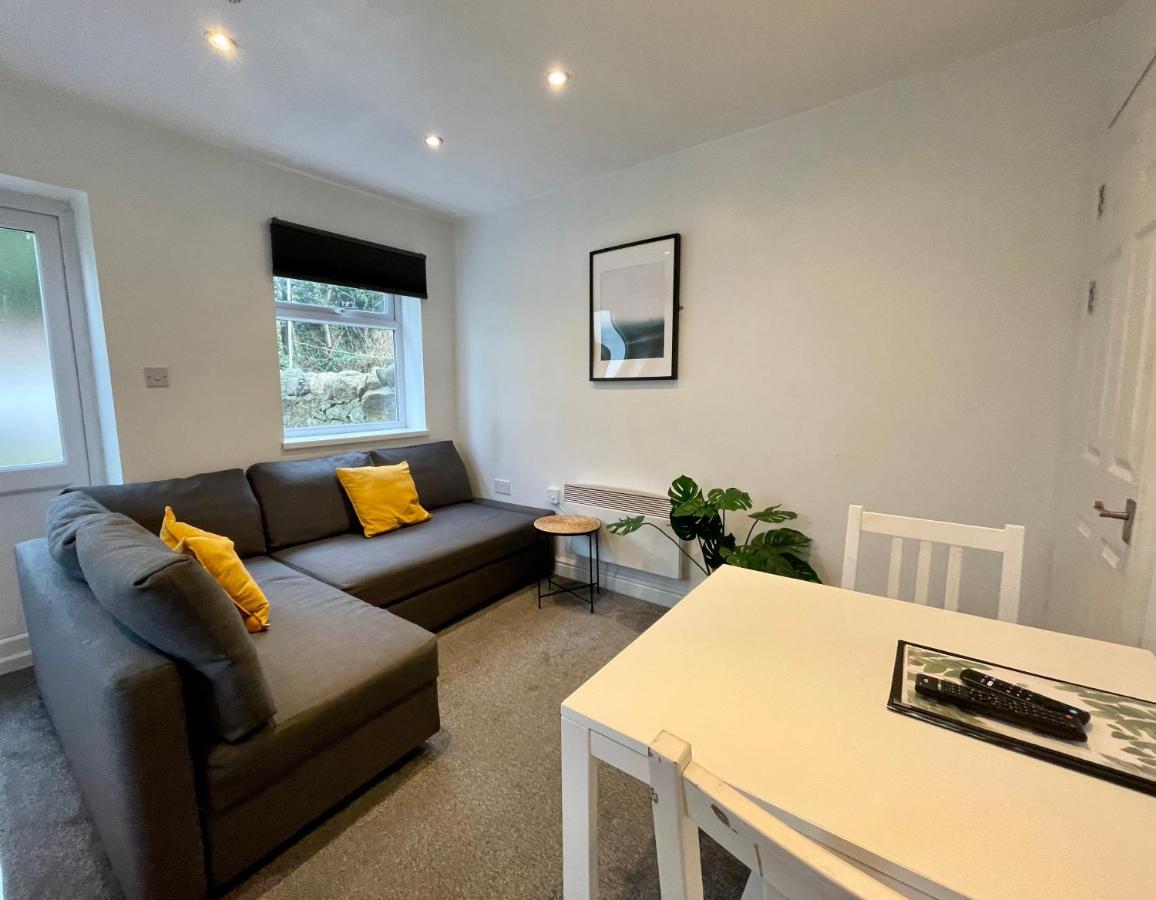 6 Person Apartment In City Centre Cardiff Exteriör bild