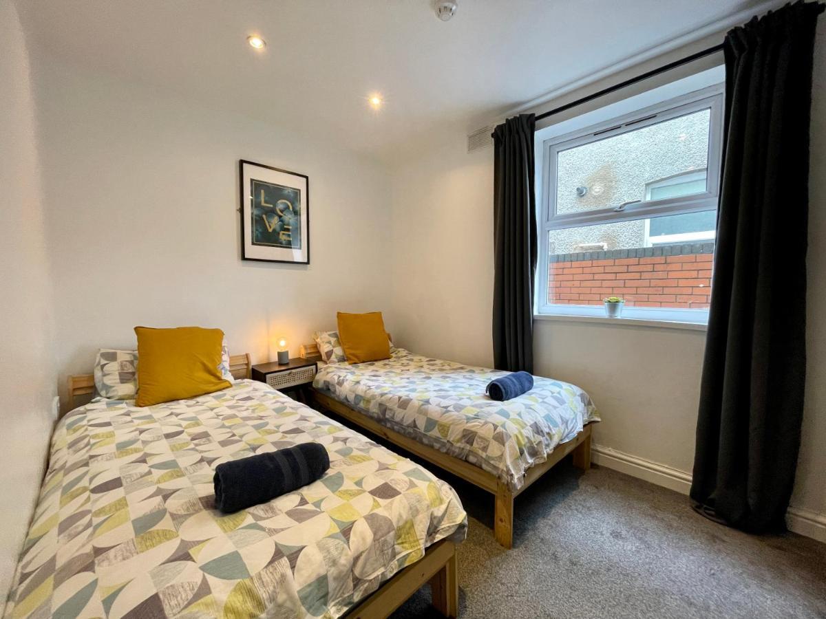 6 Person Apartment In City Centre Cardiff Exteriör bild