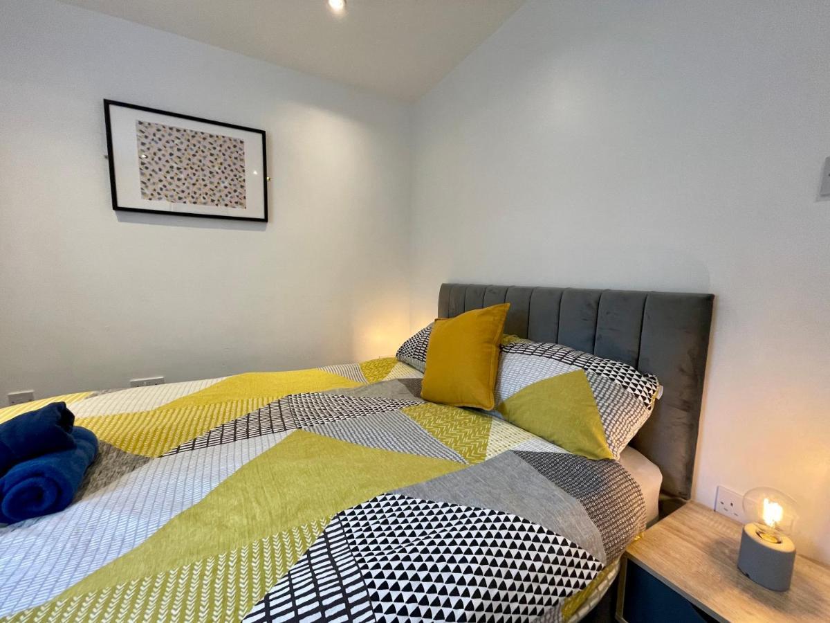 6 Person Apartment In City Centre Cardiff Exteriör bild