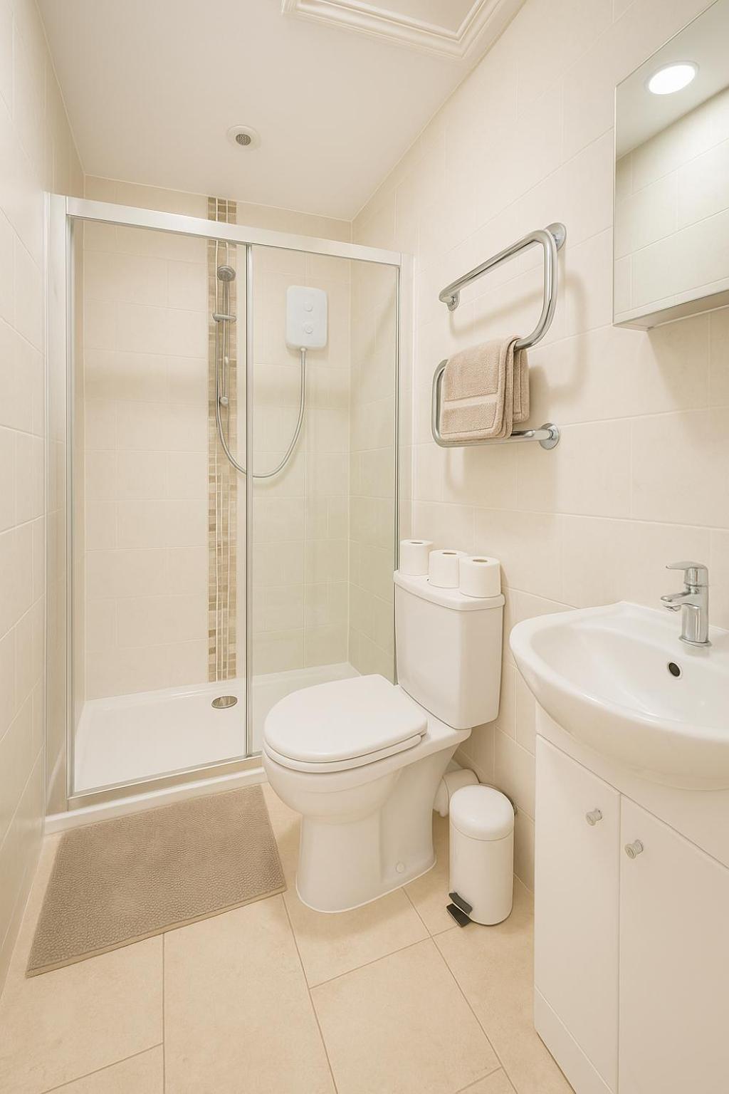 6 Person Apartment In City Centre Cardiff Exteriör bild